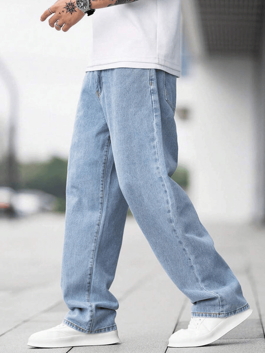 Men Straight Fit Blue Jeans