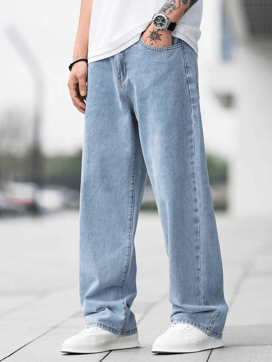 Men Straight Fit Blue Jeans