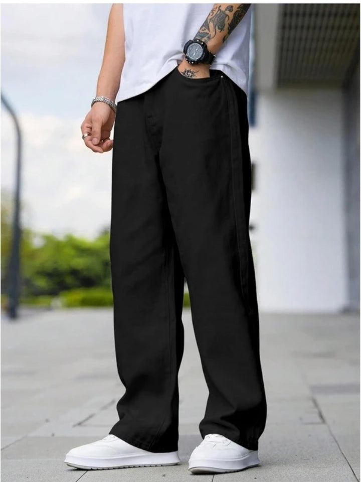 Men Straight fit Black jeans